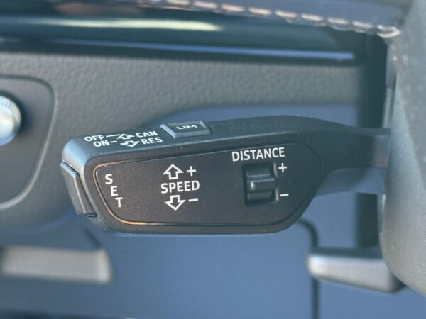 AUDI SQ5 TDI V6 QUATTRO / FULL OPTIONS / CUIR / 1ERE MAIN - Image 16