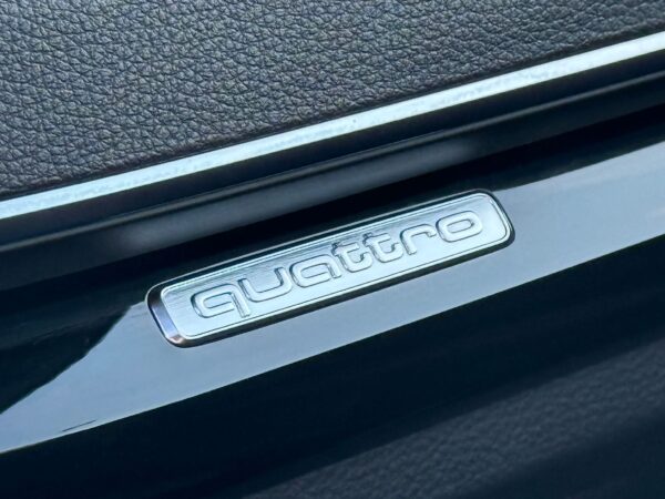 AUDI SQ5 TDI V6 QUATTRO / FULL OPTIONS / CUIR / 1ERE MAIN - Image 30