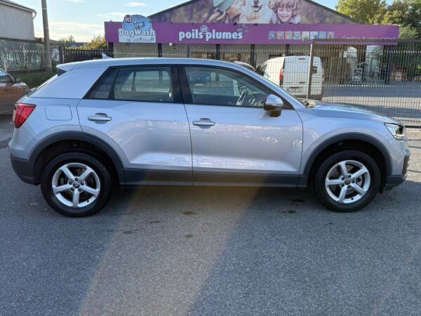 Audi Q2 1.0 TFSI S tronic / TOIT / AUTO / CUIR / LED - Image 4