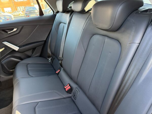 Audi Q2 1.0 TFSI S tronic / TOIT / AUTO / CUIR / LED - Image 22
