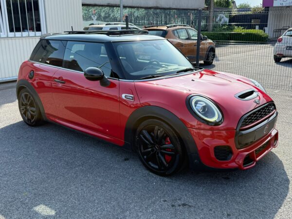 MINI John Cooper Works PERFECT CONDITIONS / CAMERA / CARPLAY / FULL BOOK - Image 3