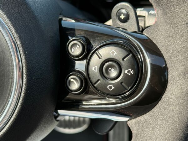 MINI John Cooper Works PERFECT CONDITIONS / CAMERA / CARPLAY / FULL BOOK - Image 13