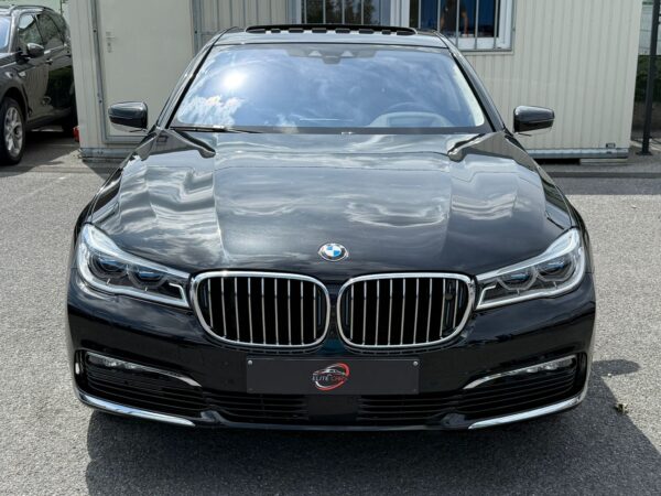 BMW 740 e iPerformance / FULL SERVICE / CUIR / TOIT OUVRANT - Image 2