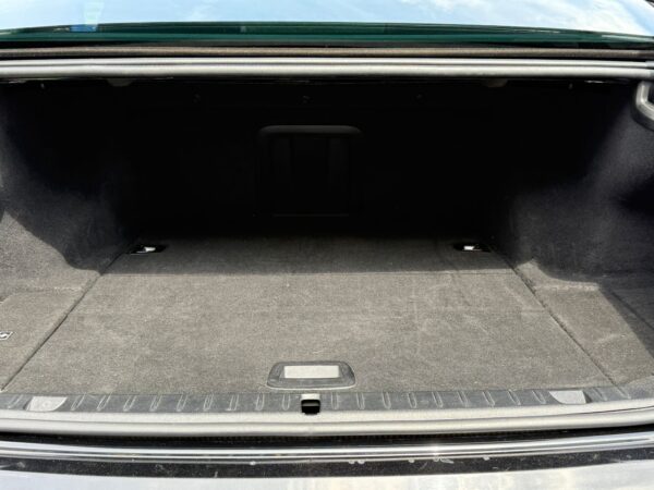 BMW 740 e iPerformance / FULL SERVICE / CUIR / TOIT OUVRANT - Image 30