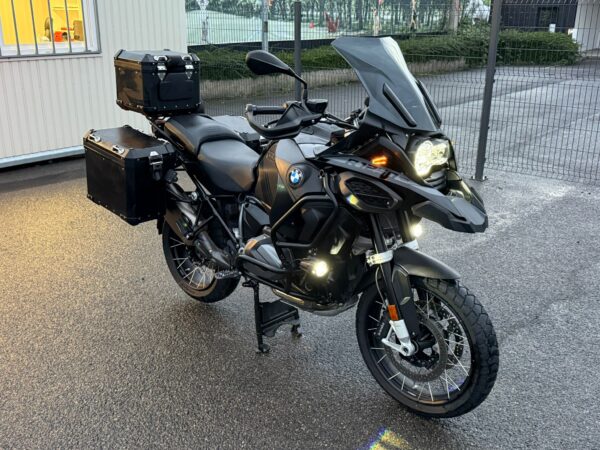BMW R 1250 GS Adventure TRIPLE BLACK / AKRA / TOP CASE / SHIFTER - Image 3