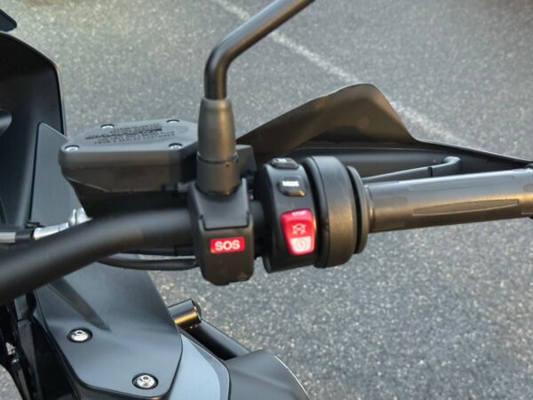 BMW R 1250 GS Adventure TRIPLE BLACK / AKRA / TOP CASE / SHIFTER - Image 10