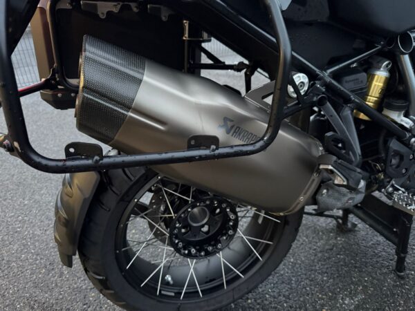 BMW R 1250 GS Adventure TRIPLE BLACK / AKRA / TOP CASE / SHIFTER - Image 11
