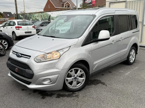 Ford Tourneo Connect 1.5 TDCi PANO / REGU / CLIM / CAMERA