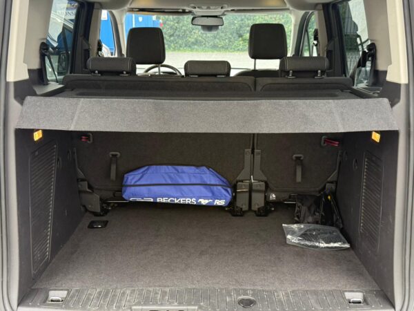 Ford Tourneo Connect 1.5 TDCi PANO / REGU / CLIM / CAMERA - Image 24