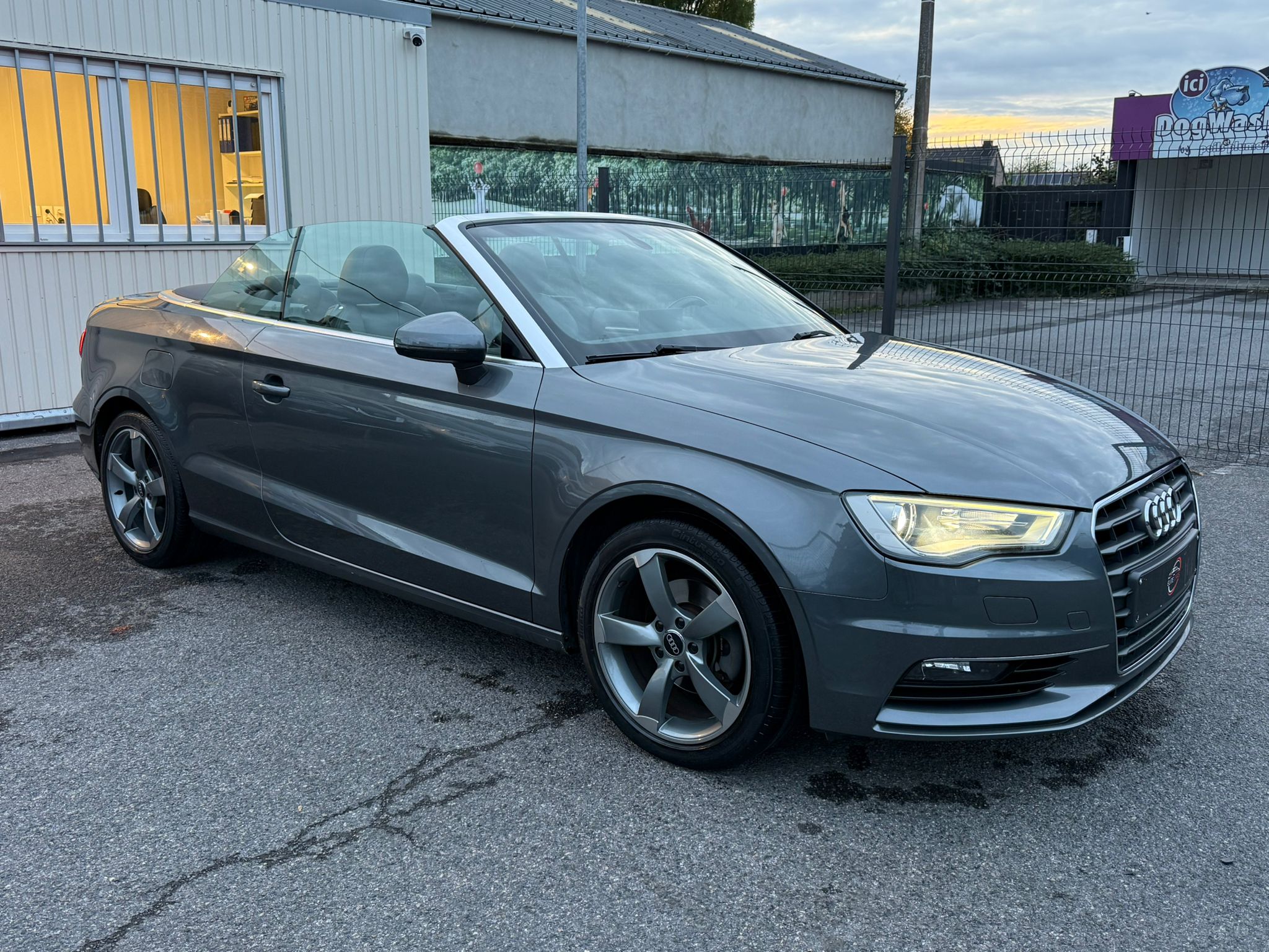 Audi A3 Cabriolet 1.4 TFSI / PDC / XENON / GPS / CUIR - Image 4