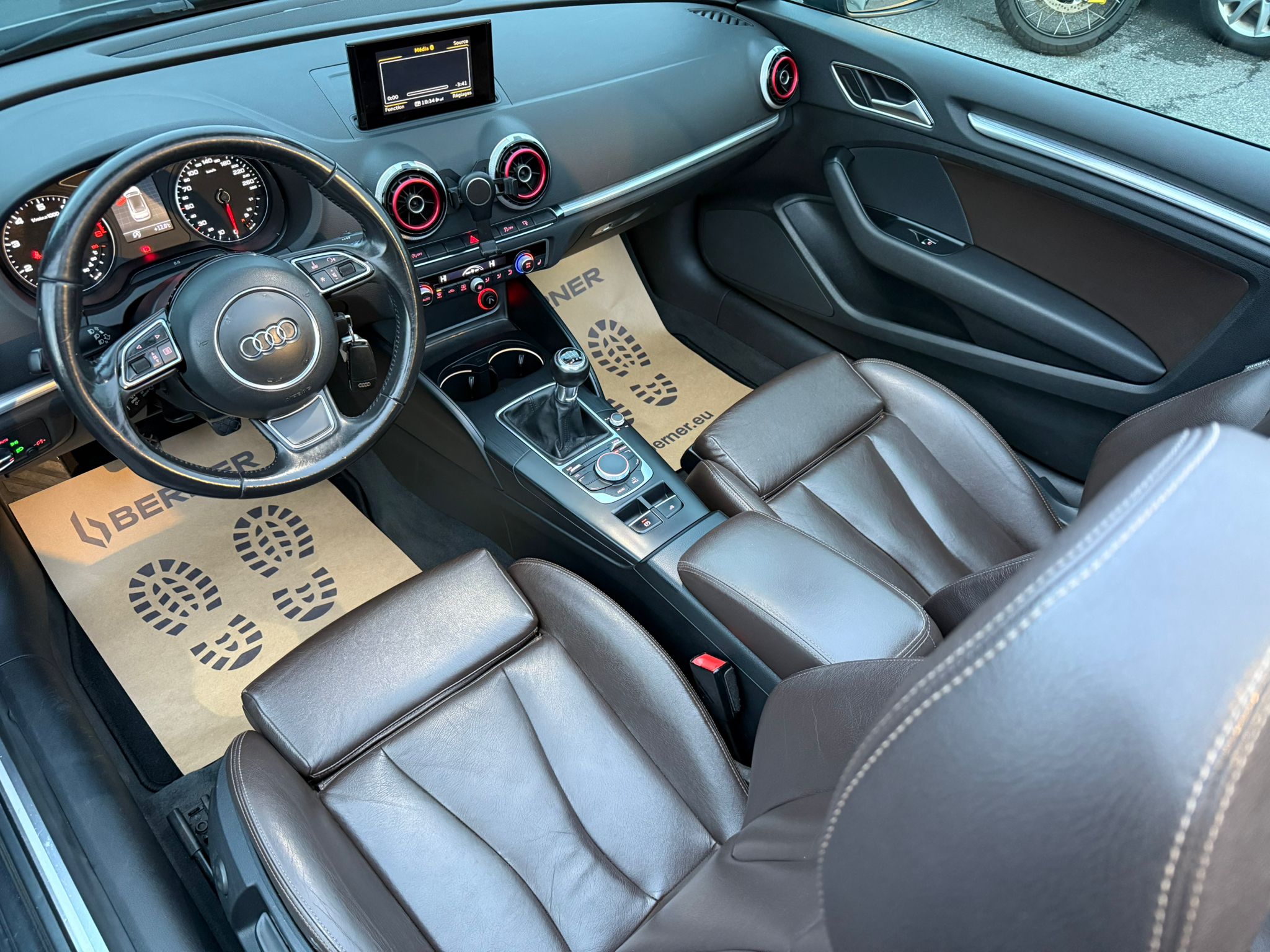 Audi A3 Cabriolet 1.4 TFSI / PDC / XENON / GPS / CUIR - Image 11