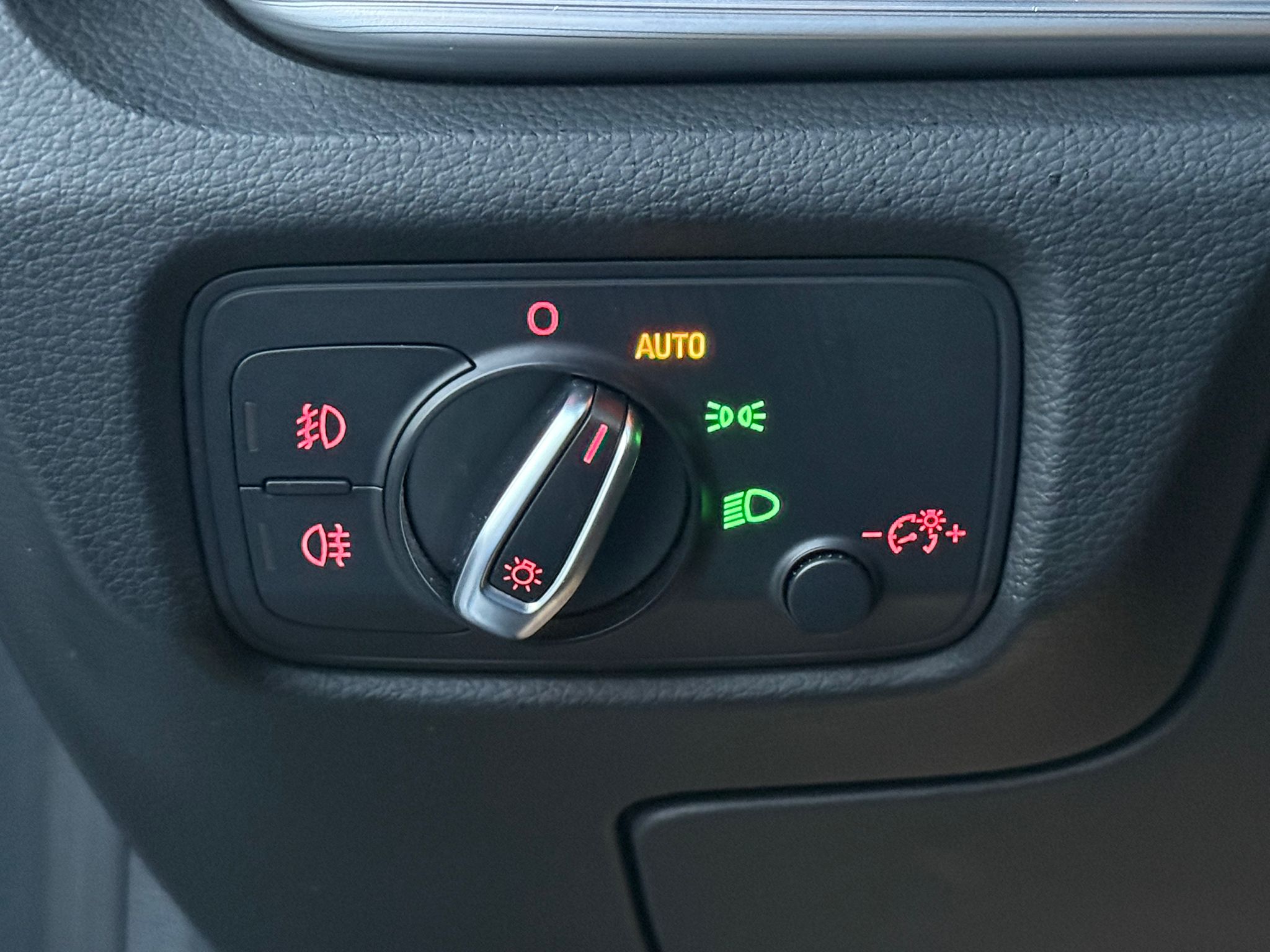 Audi A3 Cabriolet 1.4 TFSI / PDC / XENON / GPS / CUIR - Image 22